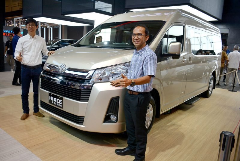 hiace premio
