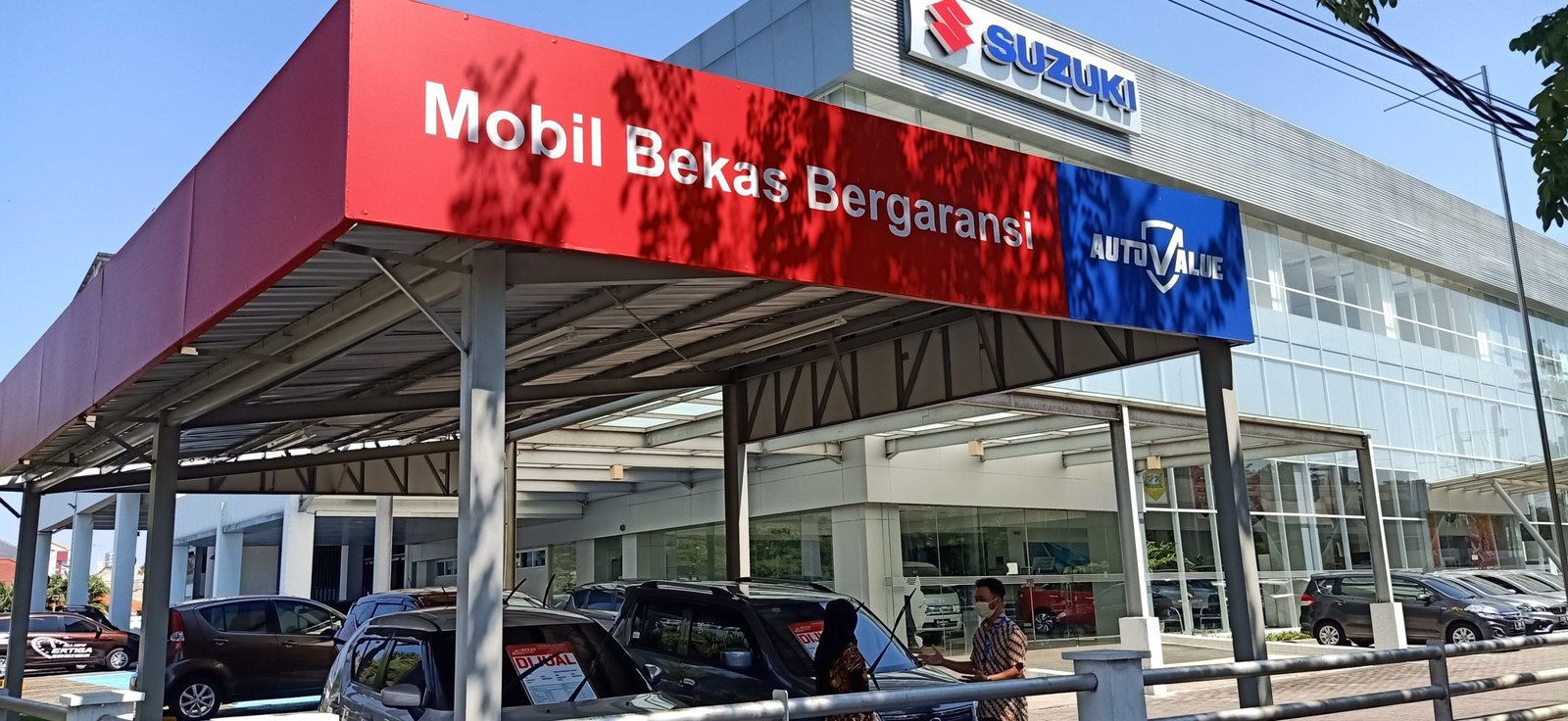 DEALER MOBIL BEKAS