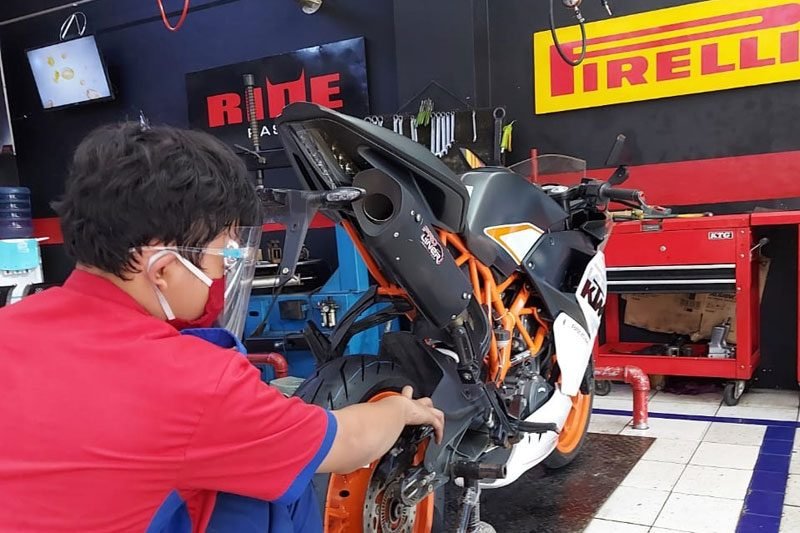 BENGKEL MOTOR