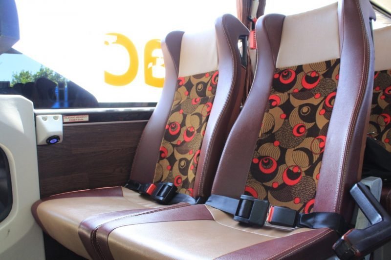 sabuk keselamatan bus