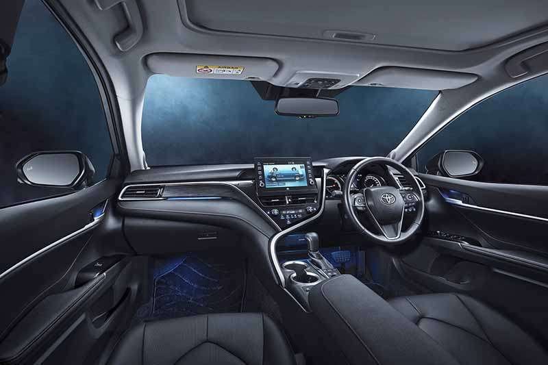 Toyota New Camry Hybrid