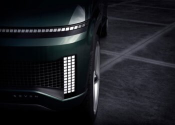 HYUNDAI SEVEN