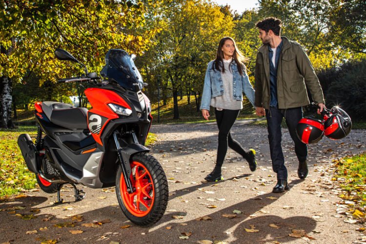 Aprilia SR GT