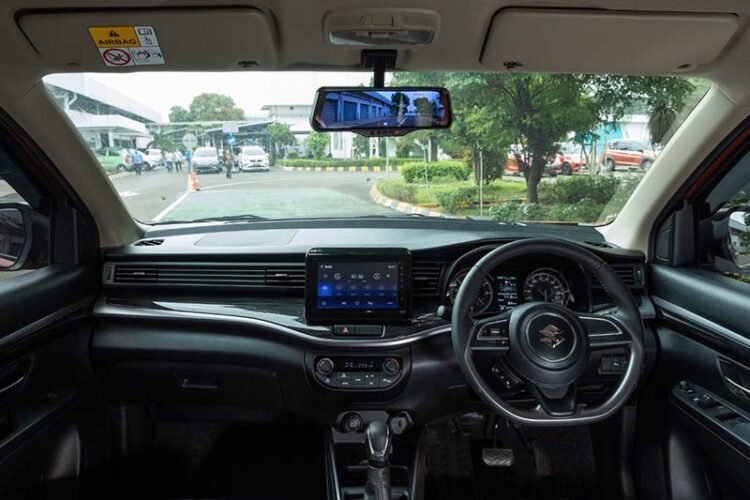 Perawatan Kaca Mobil