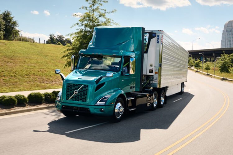 Volvo VNR Electric