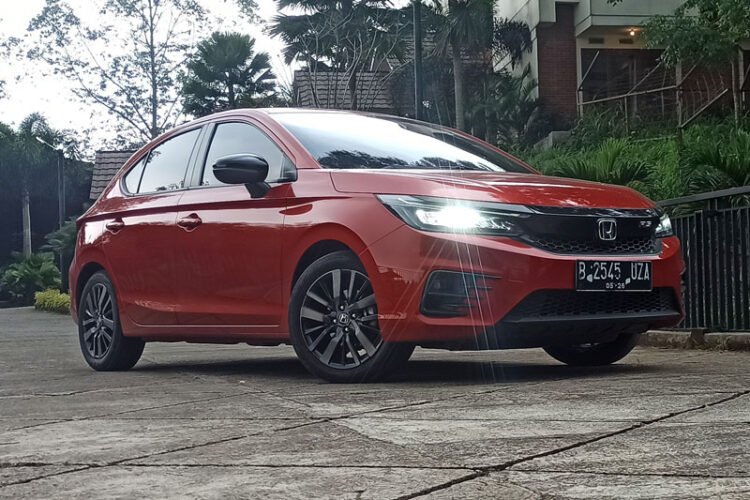 City Hatchback RS