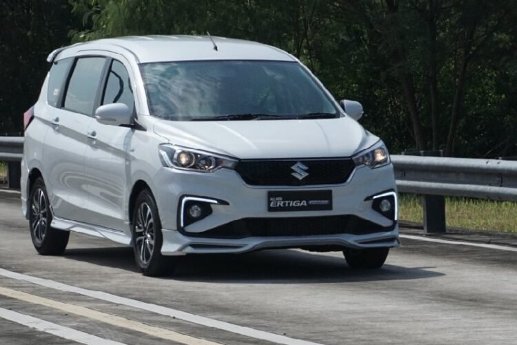 Promo Kredit Ertiga Hybrid