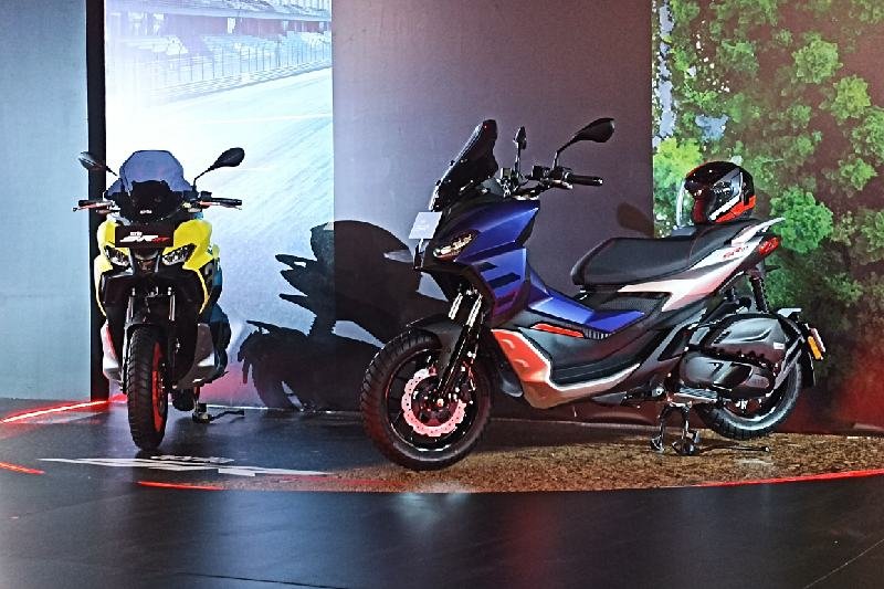 Skuter Matik Aprilia SR GT 200