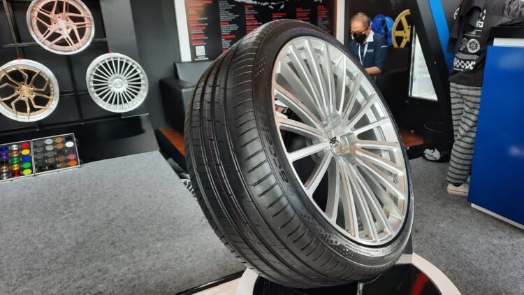 Accelera Iota EVT
