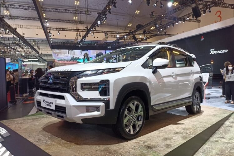 Interior New Xpander Cross 2022