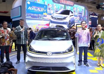 daihatsu ayla ev