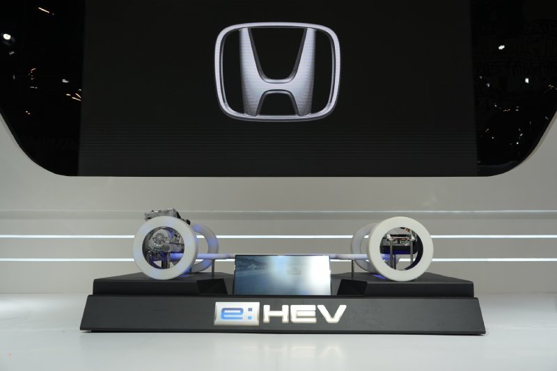 Mobil Hybrid Honda