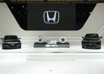 Mobil Hybrid Honda
