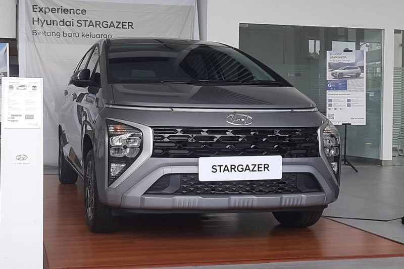HYUNDAI STARGAZER