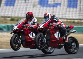 new ducati panigale v4 r