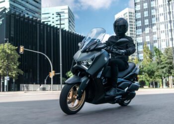 Yamaha XMAX 2023