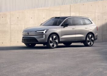 Volvo EX90