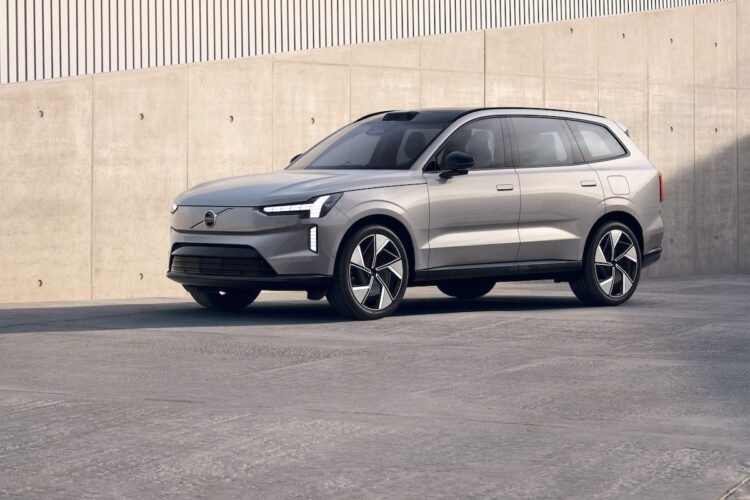 Volvo EX90