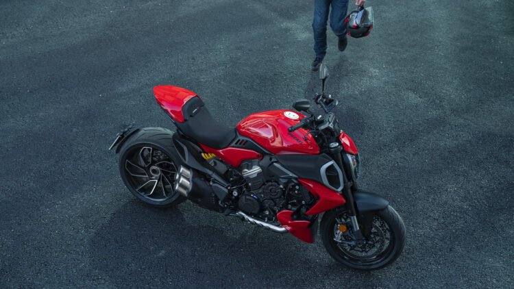 Ducati diavel