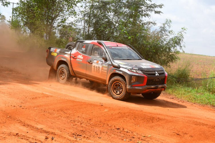 Mitsubishi Triton Ralliart Asia Cross Country Rally