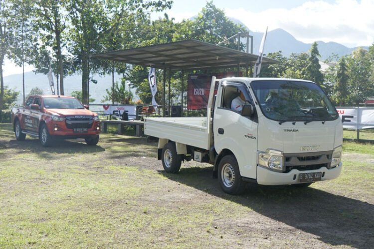Isuzu Traga