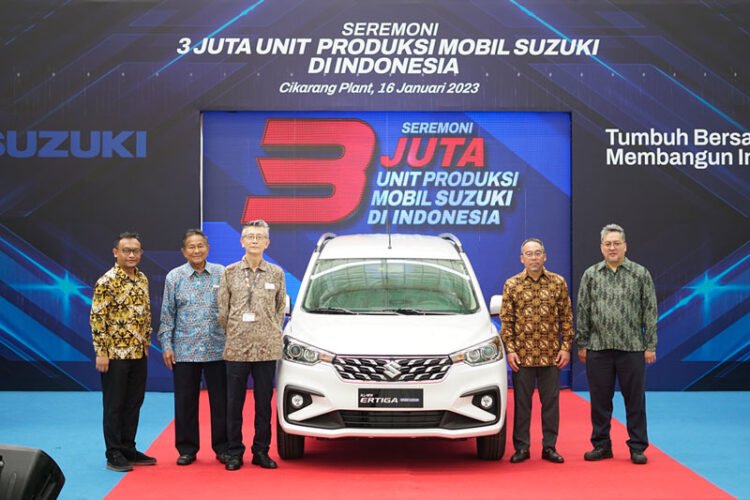 Ertiga Hybrid Suzuki Indomobil Motor