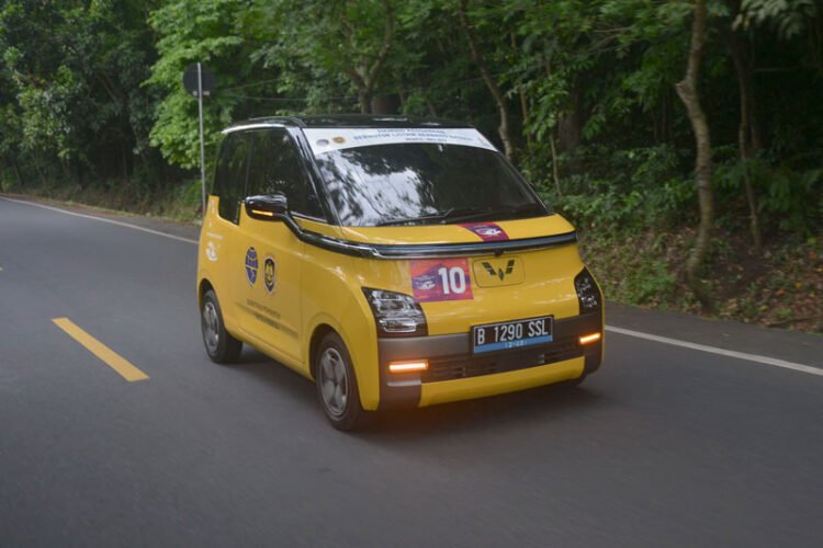 test drive mobil wuling air ev
