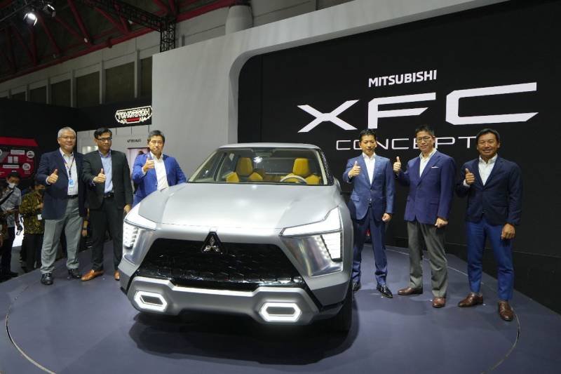 Mitsubishi XFC Concept