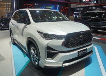 Toyota Innova Zenix