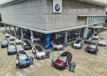 BMW iX