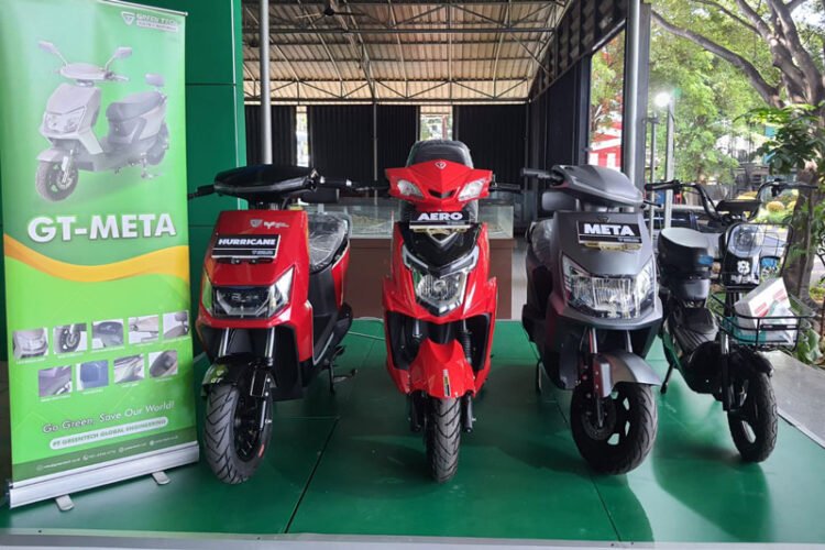 green tech motor listrik