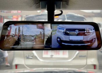 E-Mirror Touchscreen XL7 Hybrid