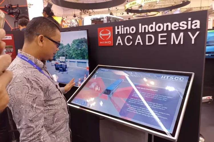 Hino Indonesia Academy