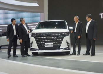 Alphard Hybrid