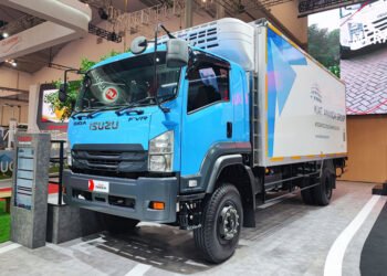 Cold Chain Giga Refrigerator