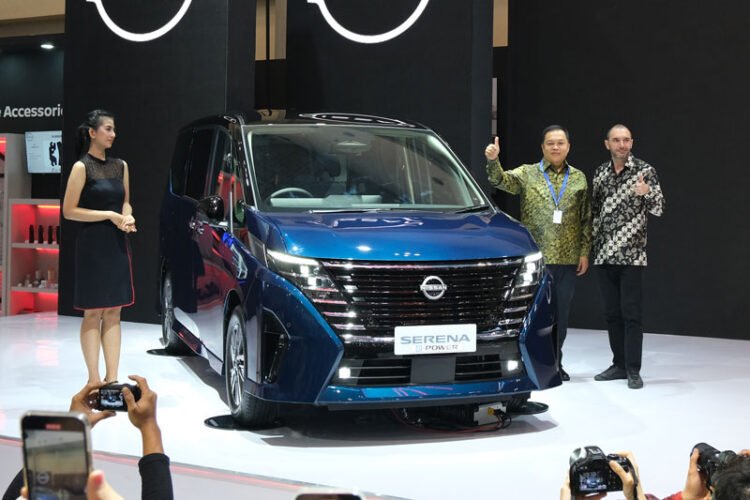Nissan Serena e-POWER