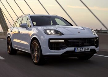 Porsche Cayenne Turbo e-hybrid
