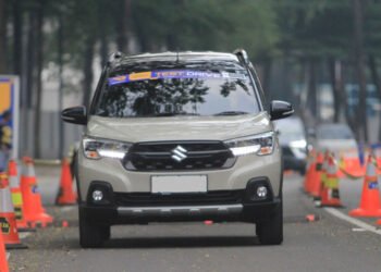 penjualan suzuki xl7