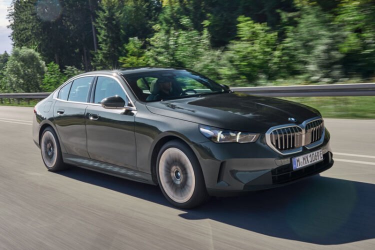 BMW 5 Series Sedan PHEV