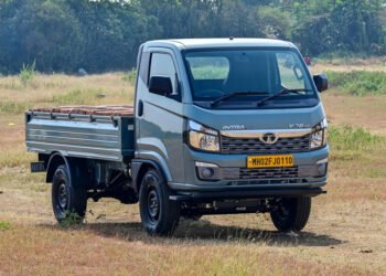 Tata Intra V70 Pickup