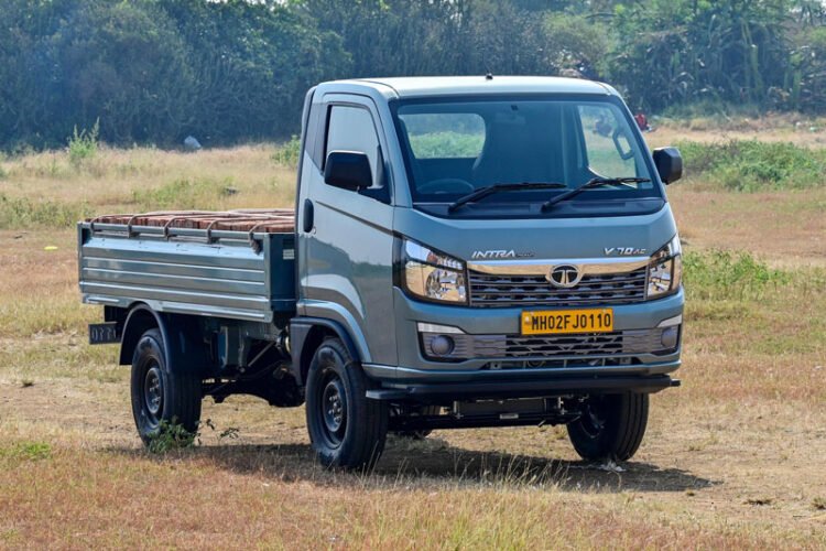 Tata Intra V70 Pickup