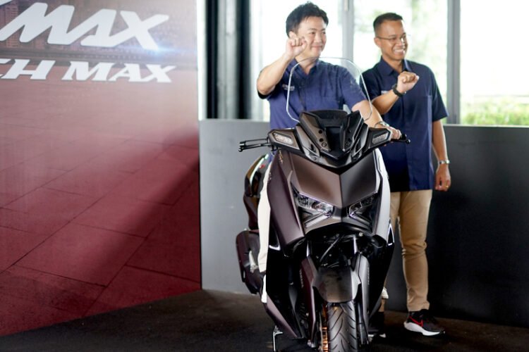 Yamaha XMAX Tech Max