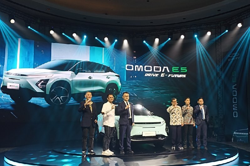 Mobil Listrik Chery Omoda E5