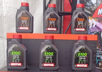 Oli Motul 7100 4T