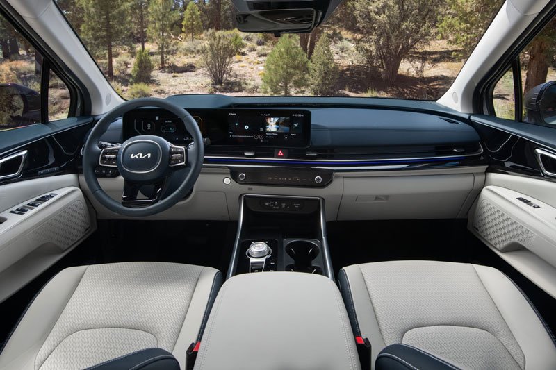 KIA CARNIVA HYBRID 2025
