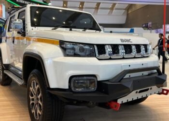 BJ40 Plus Mining Edition hadir dengan konsep tangguh