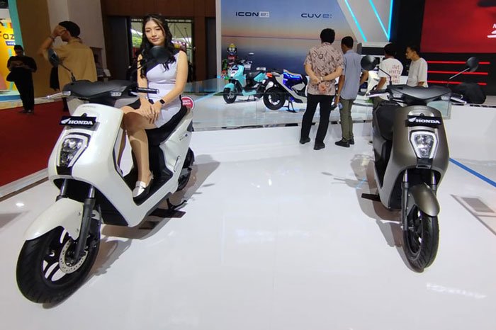 Honda EM1