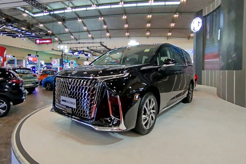 MG G90