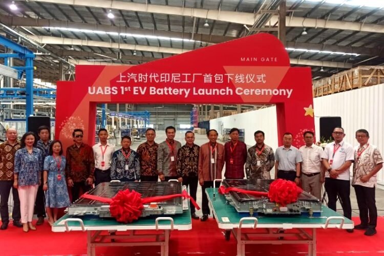 Pabrik pengepakan baterai mobil listrik UABS