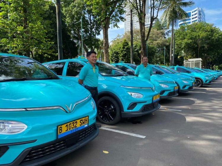 taksi listrik Xanh SM